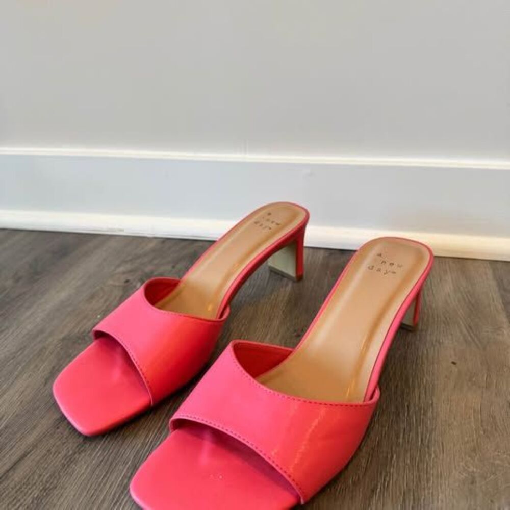 A New Day Pink Block Heel Mules 8.5